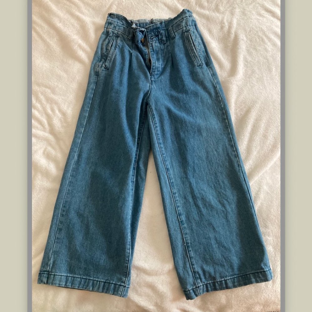 Wide-leg jeans